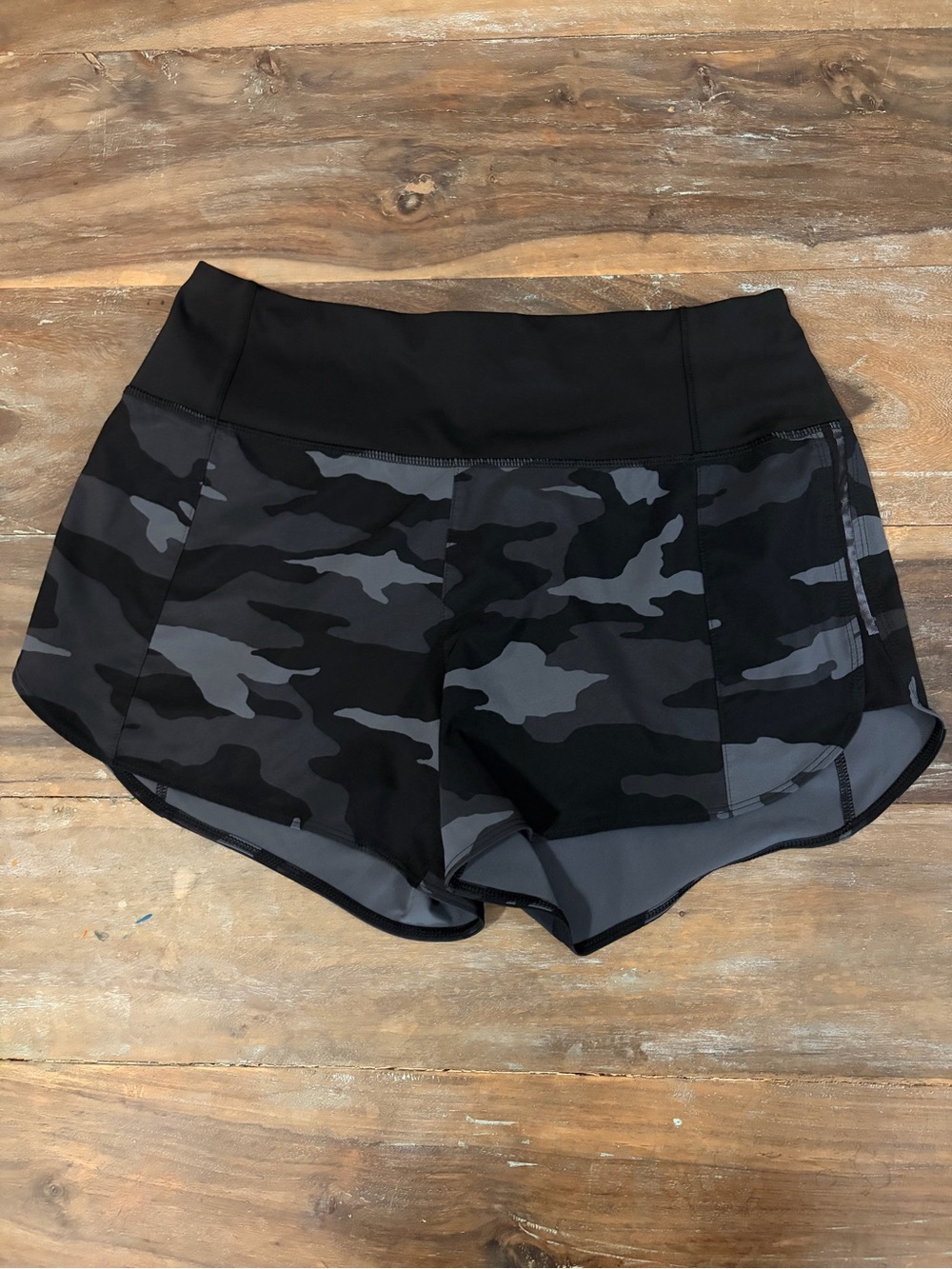Athleta Black & Gray Camo Performance Shorts
